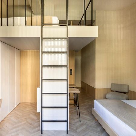 Hotel The Newel Psychiko Ateny Zewnętrze zdjęcie A ladder leading to a mezzanine