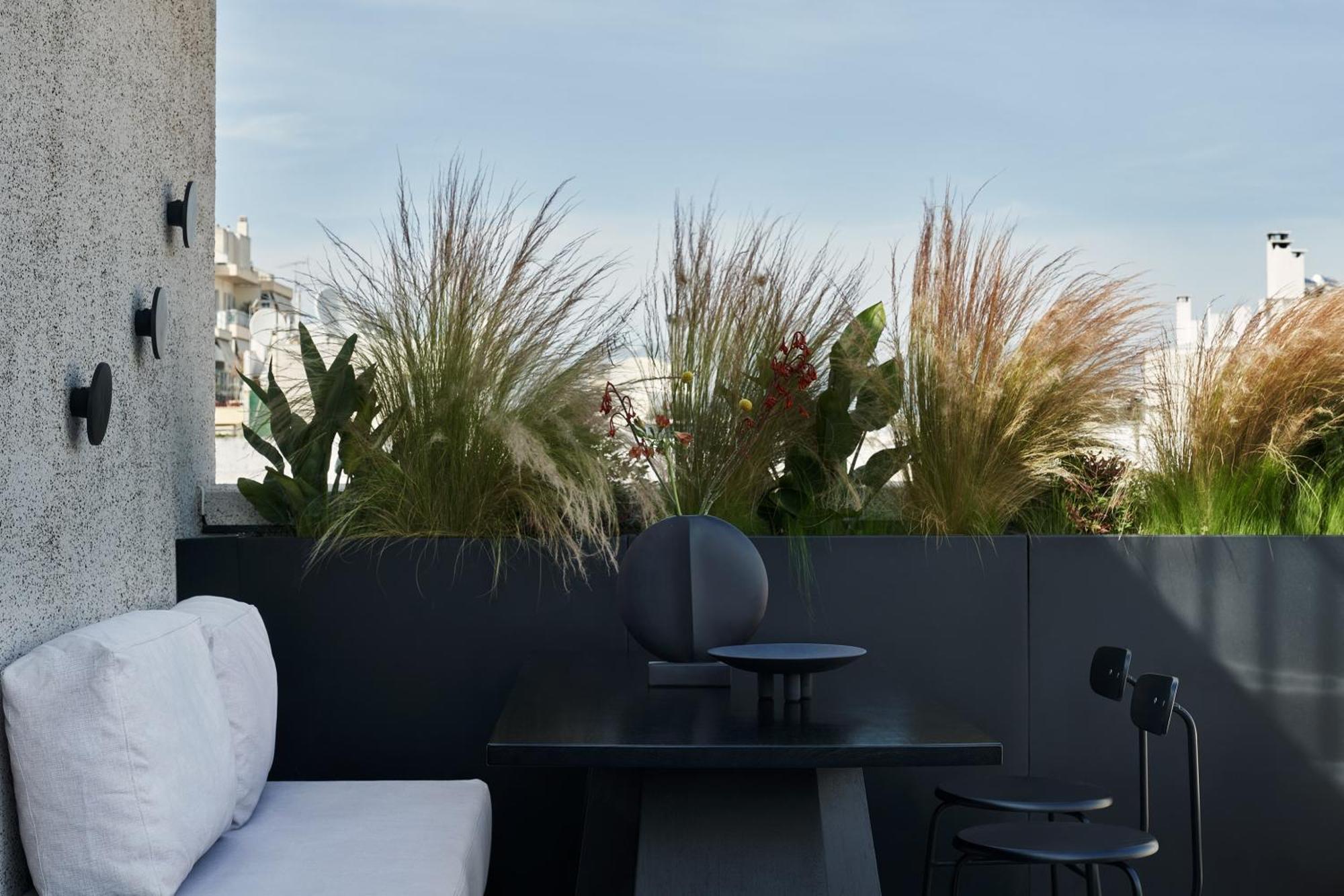 Hotel The Newel Psychiko Ateny Zewnętrze zdjęcie The rooftop garden